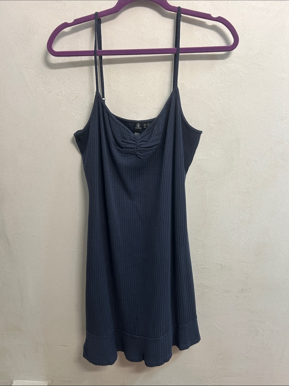 Women’s Navy Ribbed Volcom Slip Dress adjustable Spaghetti Straps size large